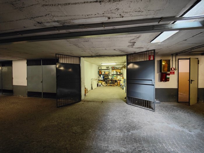 Attico bicamere con garage in vendita a Udine, via Tullio 24
