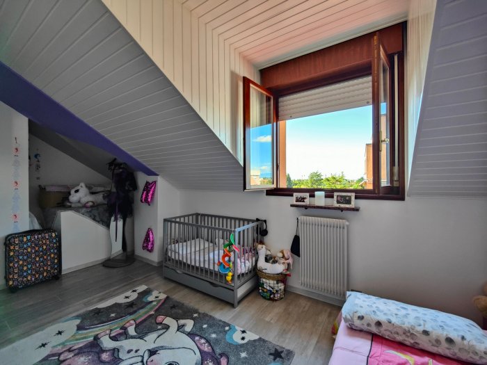 Appartamento bilivelli bicamere biservizi in vendita a Udine, viale Volontari della Libertà 