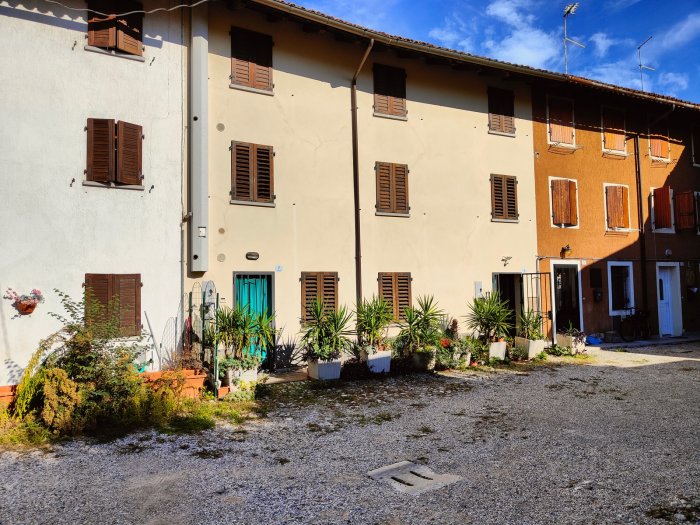 Casa arredata bicamere con posto auto in affitto a Udine centro storico